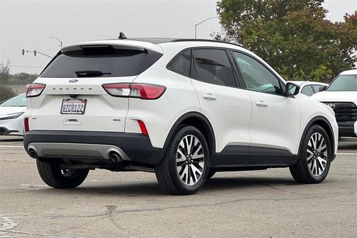2020 Ford Escape SE