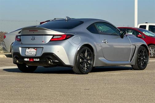 2023 Toyota GR86 Premium