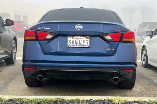 2024 Nissan Altima 2.5 SR