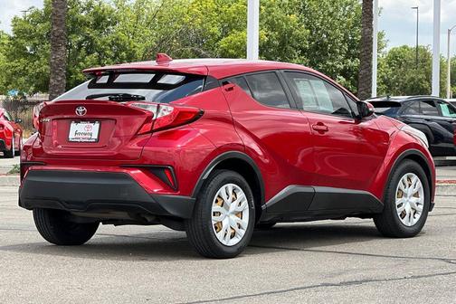 Supersonic Red 2020 Toyota C-HR LE