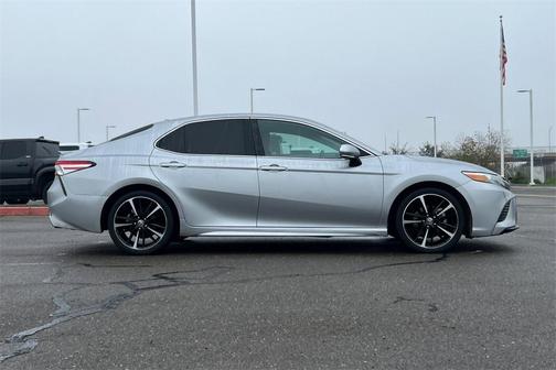 2020 Toyota Camry XSE