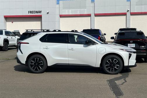 2026 Toyota bZ XLE Plus