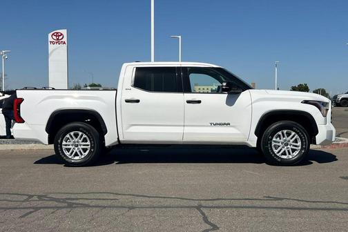 White 2022 Toyota Tundra SR5