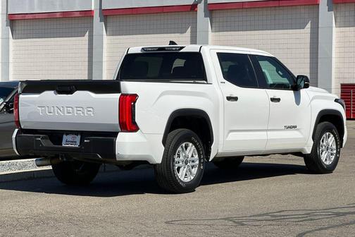 White 2022 Toyota Tundra SR5