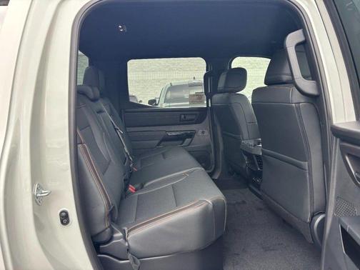 Ice Cap 2026 Toyota Tundra SR5