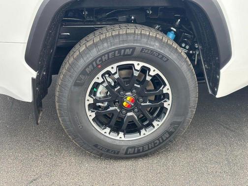 Ice Cap 2026 Toyota Tundra SR5