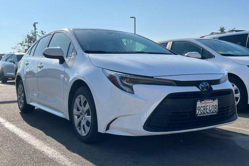Ice Cap 2023 Toyota Corolla LE