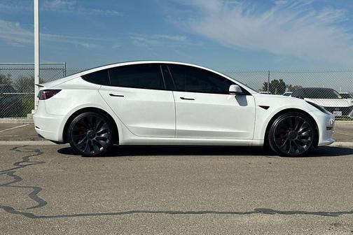 2023 Tesla Model 3 Performance