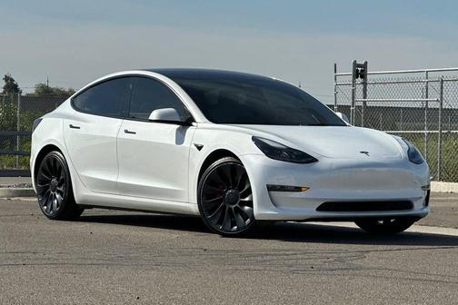 2023 Tesla Model 3 Performance