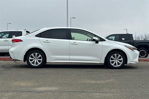 2026 Toyota Corolla Hybrid LE