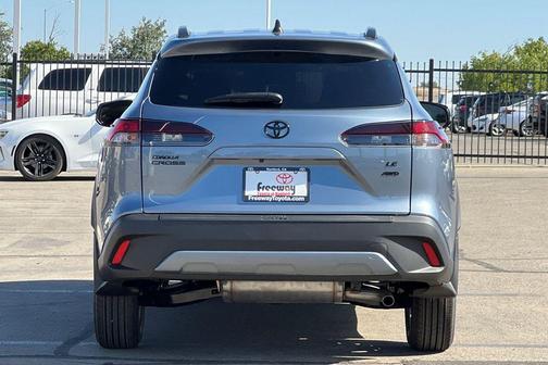 Celestite 2026 Toyota Corolla Cross LE