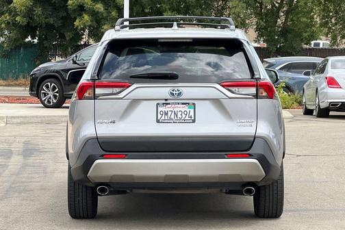 Silver Sky Metallic 2022 Toyota RAV4 Hybrid Limited