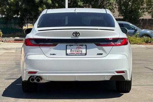 Wind Chill Pearl 2026 Toyota Camry XSE