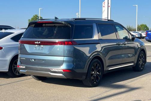 Astra Blue 2024 Kia Carnival SX