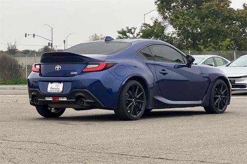 2023 Toyota GR86 Premium