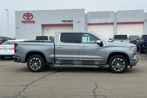 2023 Chevrolet Silverado 1500 High Country