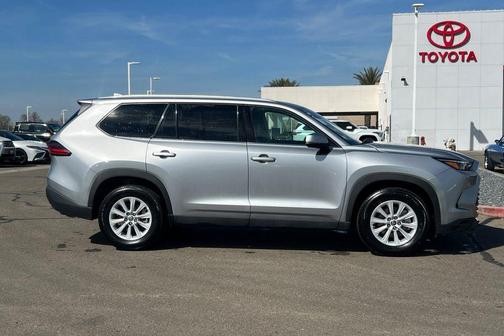 2025 Toyota Grand Highlander XLE