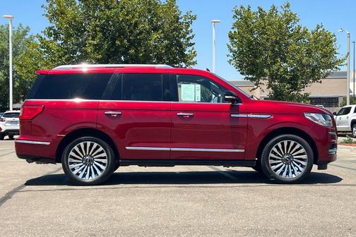RUBY RED TINTED CC 2018 Lincoln Navigator Reserve