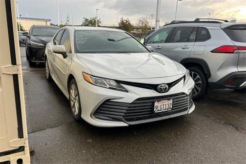 2024 Toyota Camry LE