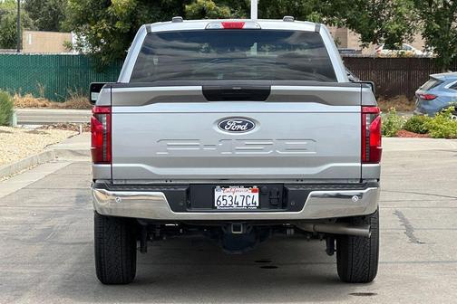 ICONIC SILVER METALLIC 2024 Ford F-150 XL