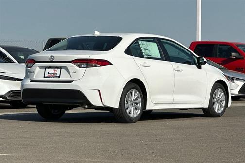 2025 Toyota Corolla LE
