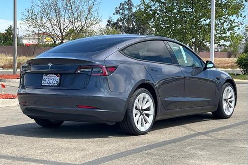 2023 Tesla Model 3 Standard Range