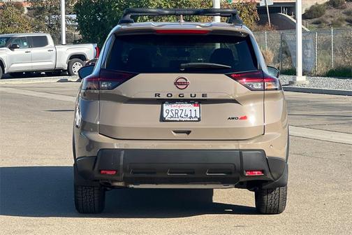 2025 Nissan Rogue Rock Creek