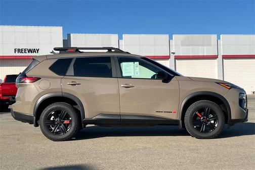 2025 Nissan Rogue Rock Creek