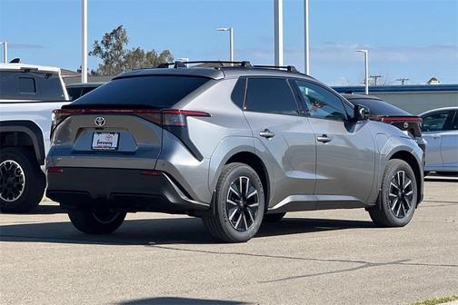 2026 Toyota bZ XLE Plus