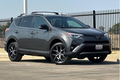 2018 Toyota RAV4 SE