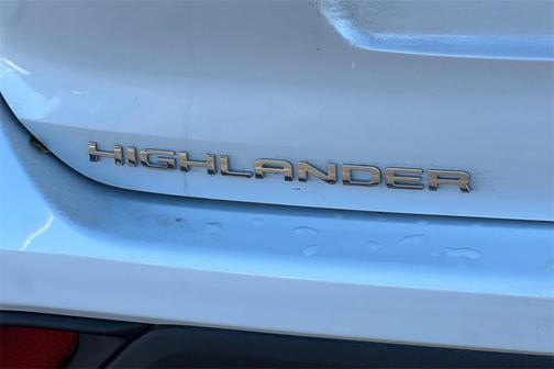 2025 Toyota Highlander Hybrid XLE