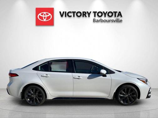 Wind Chill Pearl 2026 Toyota Corolla SE