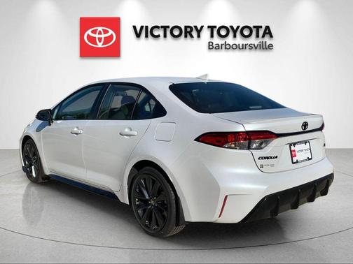 Wind Chill Pearl 2026 Toyota Corolla SE