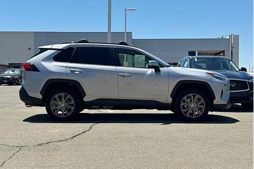 2023 Toyota RAV4 Hybrid XLE Premium