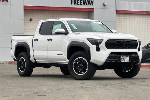 2025 Toyota Tacoma TRD Off Road