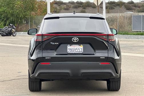 2024 Toyota bZ4X XLE