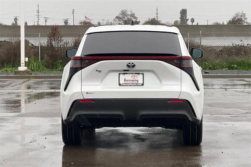 2026 Toyota bZ XLE Plus