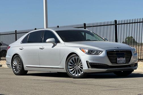 Santiago Silver Metallic 2018 Genesis G90 5.0 Ultimate