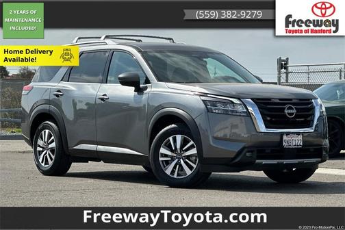 2022 Nissan Pathfinder SL