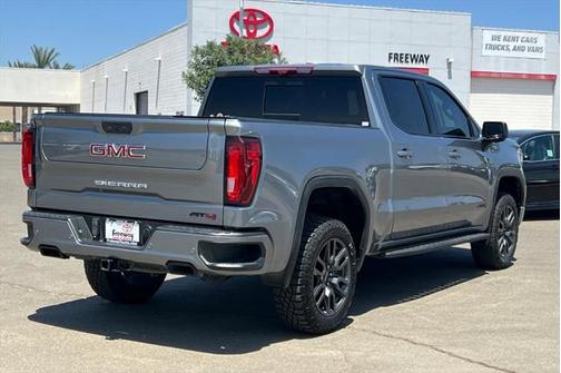 2022 GMC Sierra 1500 AT4