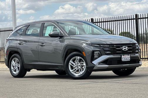 Hampton Gray 2025 Hyundai TUCSON SE