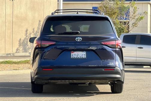 2022 Toyota Sienna XLE