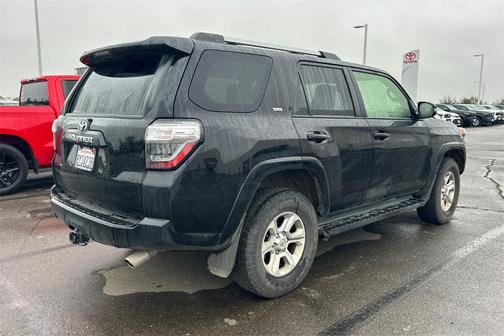 2022 Toyota 4Runner SR5 Premium