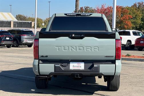 2026 Toyota Tundra Hybrid Platinum