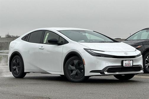 2026 Toyota Prius Plug-In Hybrid SE