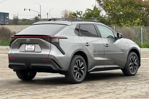 2026 Toyota bZ XLE Plus