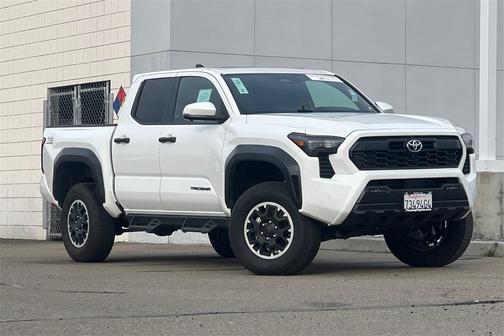 2025 Toyota Tacoma TRD Off Road
