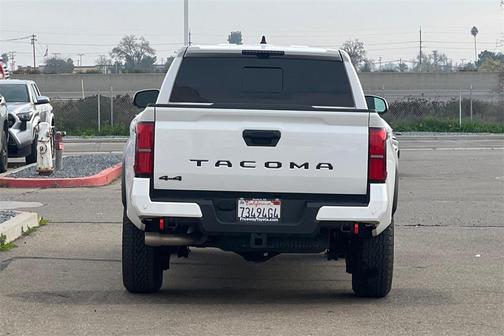 2025 Toyota Tacoma TRD Off Road