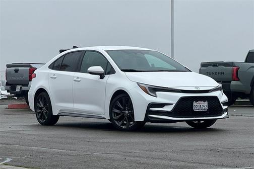 2025 Toyota Corolla SE