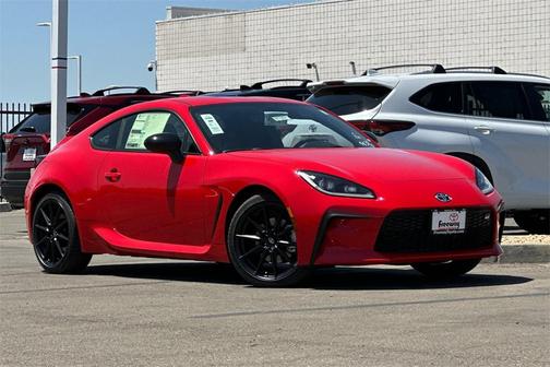 2025 Toyota GR86 Premium